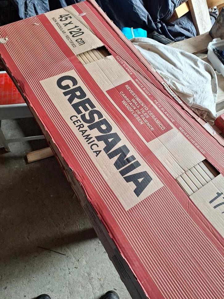 Nieuwe Grespania keramieken wandtegels 45x120cm (6 stuks), Doe-het-zelf en Verbouw, Tegels, Nieuw, Wandtegels, Keramiek, 60 cm of meer