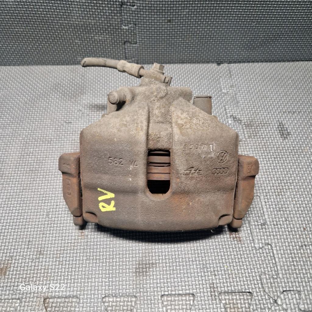 VW PASSAT B7 | REMKLAUW RV, Gebruikt, VOLKSWAGEN, Volkswagen, Ophalen of Verzenden