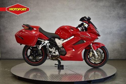 Honda VFR 800 (bj 2002), Motoren, Motoren | Honda, Bedrijf, Sport