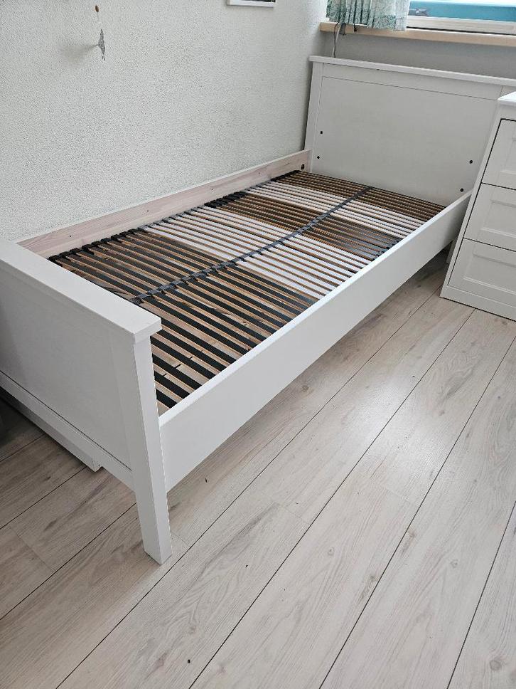 Ikea bed hemnes, Huis en Inrichting, Slaapkamer | Bedden, Gebruikt, Eenpersoons, 100 cm, 200 cm, Hout, Wit, Ophalen