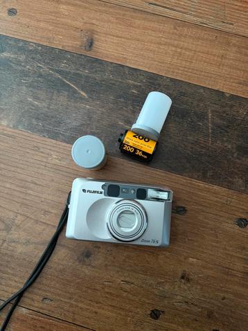 Fujifilm zoom 76s beschikbaar voor biedingen