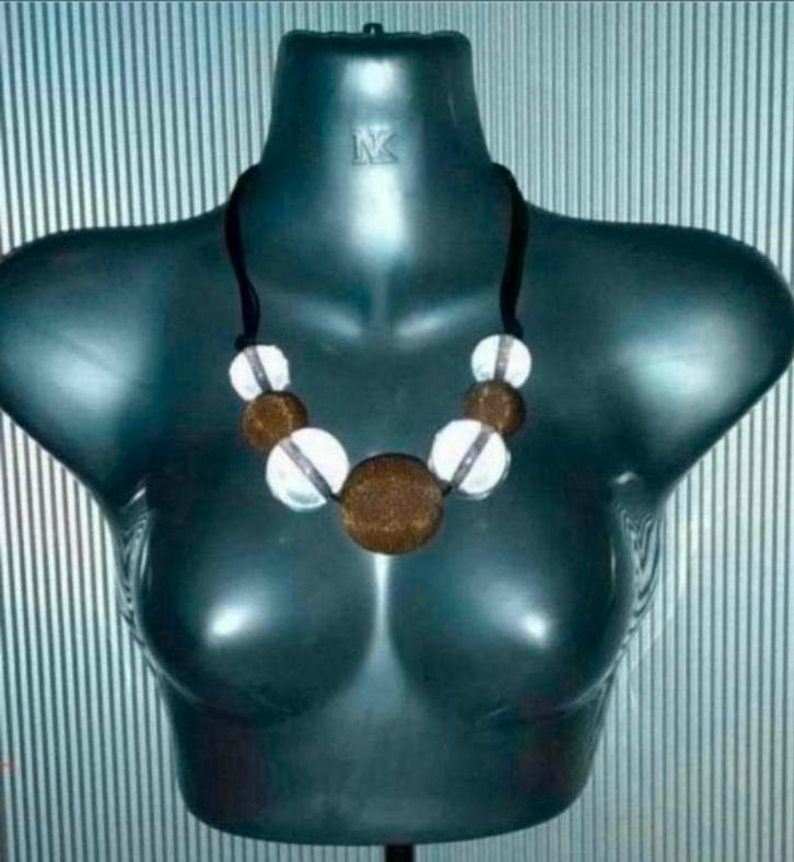 Manouk - ketting met grote ballen, Sieraden, Tassen en Uiterlijk, Kettingen, Nieuw, Overige materialen, Goud, Met hanger, Verstelbaar