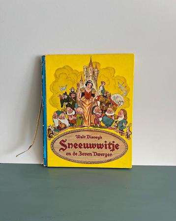 Sneeuwwitje en de zeven dwergen vintage walt disney beschikbaar voor biedingen