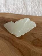 Groene Jade 136 gram, Verzamelen, Mineralen en Fossielen, Ophalen