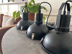 Industriële hanglamp zwart - Karwei Magnus, Huis en Inrichting, Lampen | Hanglampen, Ophalen, Zo goed als nieuw, Industrieel, Metaal