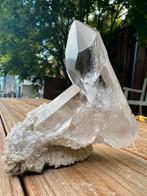 Bergkristal op areniet, Ophalen of Verzenden