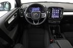 Volvo XC40 B4 (M-HYBRID) PLUS BLACK EDITION -PANO.DAK|HARMAN, 12 maanden, 4 cilinders, Blauw, Origineel Nederlands