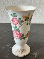 Wedgwood vaas. Charnwood serie, Antiek en Kunst, Antiek | Vazen, Ophalen