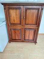 Houten kast met deuren H 138 cm, Br 116 cm, Diepte 56 cm, Ophalen, 100 tot 150 cm, Klassiek, Overige houtsoorten