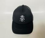 1x nieuwe WoT (Wisdome of Time) Trucker cap, Ophalen of Verzenden, Zo goed als nieuw, One size fits all, Pet