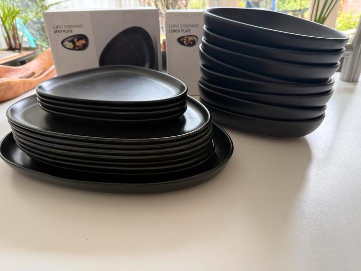 Lind DNA Curve Stoneware Servies nieuw!, Antiek en Kunst, Antiek | Servies compleet, Ophalen of Verzenden