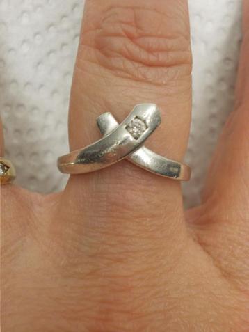 zilveren Zinzi ring met steentje maat 17.75 nr.083 beschikbaar voor biedingen