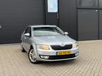 Skoda Octavia 1.2 TSI Business HB (bj 2015) HALF-LEER/NAV/TR, Voorwielaandrijving, Euro 5, Gebruikt, Zwart