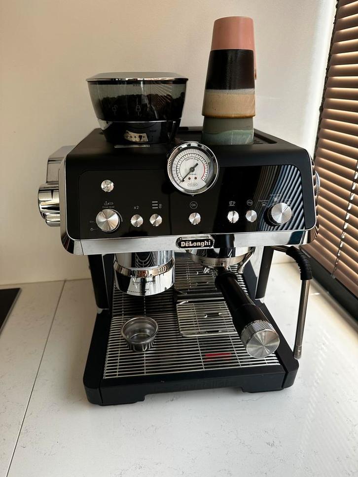 De Longhi La Specialista Prestigio EC9355.BM, Witgoed en Apparatuur, Koffiezetapparaten, Zo goed als nieuw, Koffiebonen, Espresso apparaat