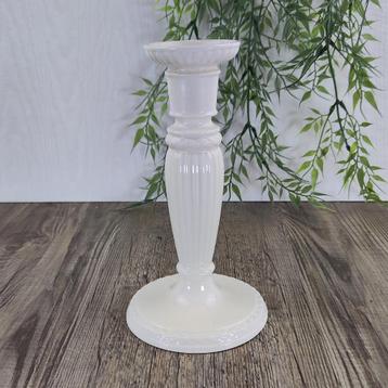 Wedgwood Edme Kandelaar hoog beschikbaar voor biedingen
