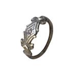 Bodemvondst Renaissance zilveren ring met bloemmotief, Antiek en Kunst, Antiek | Goud en Zilver, Verzenden, Zilver