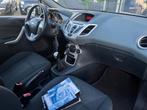 Ford Fiesta 1.6 Ghia Sport Airco Stoelverwarming! Inruil mog, Auto's, Ford, Voorwielaandrijving, 1596 cc, Stof, Bedrijf