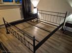 Bedframe 180 bij 210, Ophalen, Zwart, Tweepersoons, Zo goed als nieuw