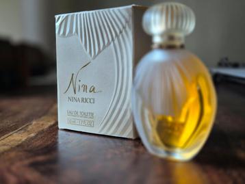 Nina Ricci  beschikbaar voor biedingen