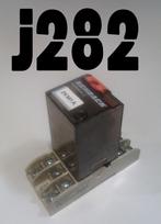 Schrack relais MT326230 - 230 Volt AC gestuurd, https://www.te.com/en/customer-support/email-us.html, Gebruikt, Ophalen of Verzenden
