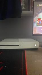Xbox, Spelcomputers en Games, Spelcomputers | Xbox One, Ophalen of Verzenden, Zo goed als nieuw, 500 GB, Met 1 controller