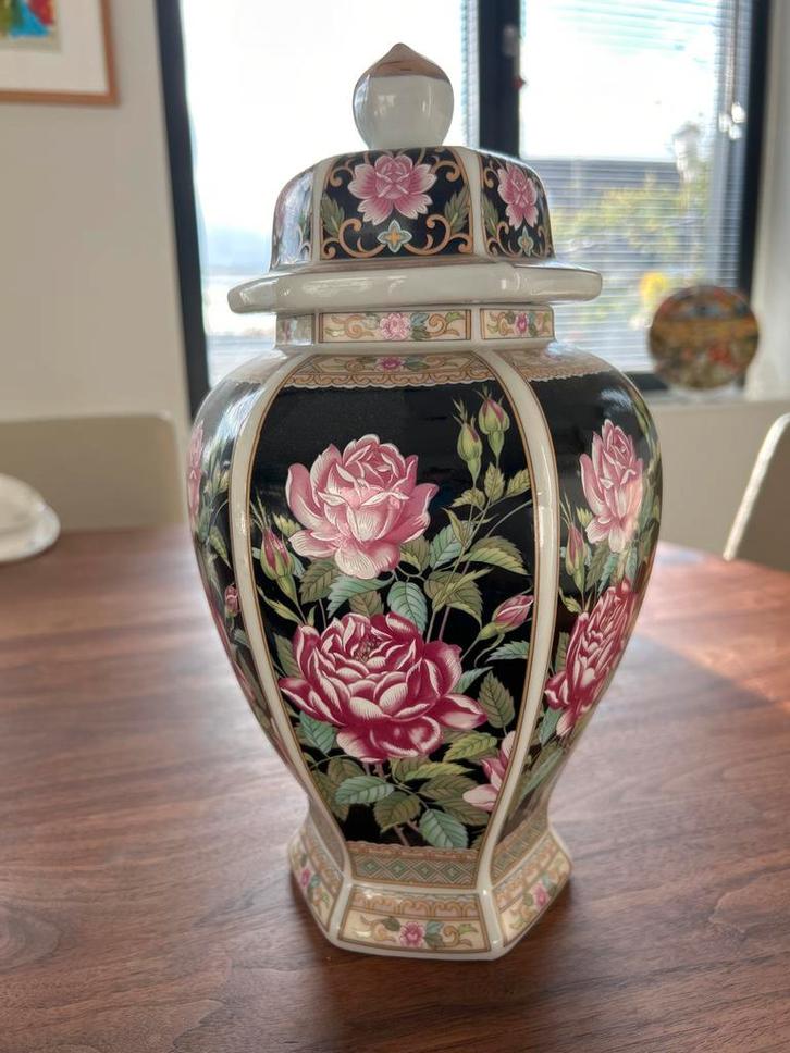 Chinese porseleinen vaas met deksel, 32cm, Antiek en Kunst, Antiek | Vazen, Ophalen of Verzenden