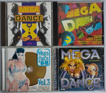 4 CDs Mega Dance 1994 - 1995 - 1997 beschikbaar voor biedingen