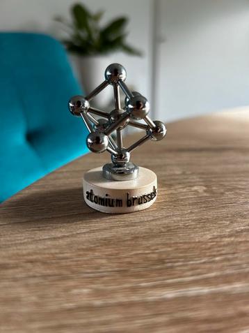 Atomium Brussel Souvenir letterbak 6 cm beschikbaar voor biedingen