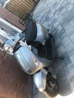 Grijze Scooter lingben/tym, Fietsen en Brommers, Ophalen, Zo goed als nieuw, Overige merken
