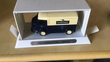 MATCHBOX CITROEN HY 1947 MARTELL+ CARPORT  KADOOTJE VOOR ? beschikbaar voor biedingen
