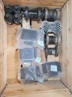 Nieuw diverse onderrollen slijtplaten kubota, Ophalen, Nieuw, Elektromotor