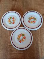 Vintage Borden Arcopal - Groente Design, Gebruikt, Ophalen of Verzenden, Glas, Bord(en)