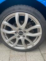 Kia Ceed 18” velgen 225/40R18 goede winterbanden, Ophalen, 18 inch, Banden en Velgen, Winterbanden