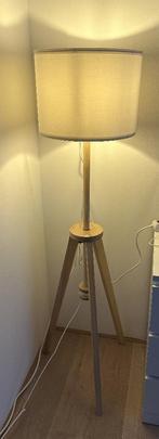 Floor Lamp, Huis en Inrichting, Lampen | Vloerlampen, Ophalen, Zo goed als nieuw, Hout, 100 tot 150 cm