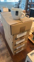 Partij Peeze Helena Cappuccino kop 18cl- 30 st, Ophalen, Zo goed als nieuw, Porselein, Kop en/of schotel