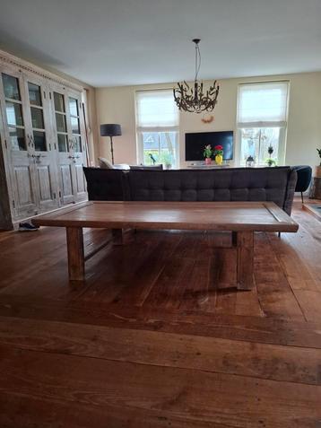 Chinese salontafel beschikbaar voor biedingen