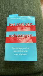 T. Steiner - Het spel van oplossingen, Ophalen of Verzenden, Gelezen, T. Steiner; I.K. Berg