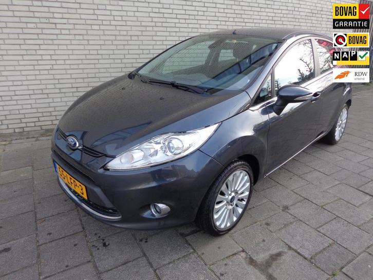 Ford Fiesta 1.6 Titanium NIEUWE APK/AFLB 3 MAANDEN BOVAG GAR, Auto's, Ford, Te koop, Fiësta, ABS, Airbags, Airconditioning, Bluetooth