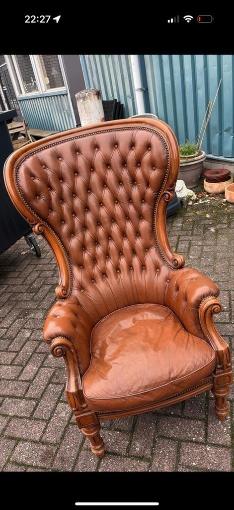 Klassieke Chesterfield fauteuil, Huis en Inrichting, Fauteuils, Gebruikt, Leer, 75 tot 100 cm, Ophalen