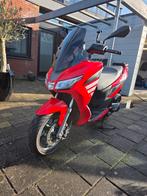 Mooie Aprilia SXR 50 - Weinig KM!, Fietsen en Brommers, Scooters | Aprilia, Ophalen, Zo goed als nieuw, Benzine, Overige modellen