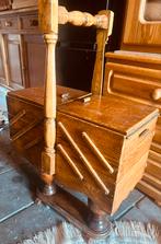Nij kastje, Antiek en Kunst, Antiek | Meubels | Stoelen en Banken, Ophalen