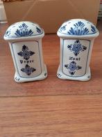 Delfts blauw peper- en zoutstel 6,5x6 cm en ca. 10 cm hoog, Antiek en Kunst, Antiek | Keramiek en Aardewerk, Ophalen of Verzenden