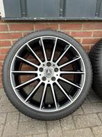 19 Inch Orginele Mercedes A-Klasse CLA B Winterset AMG TPMS, Info@mercedes-benz.nl, Gebruikt, Banden en Velgen, Winterbanden