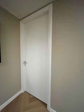Opdekdeuren beschikbaar voor biedingen