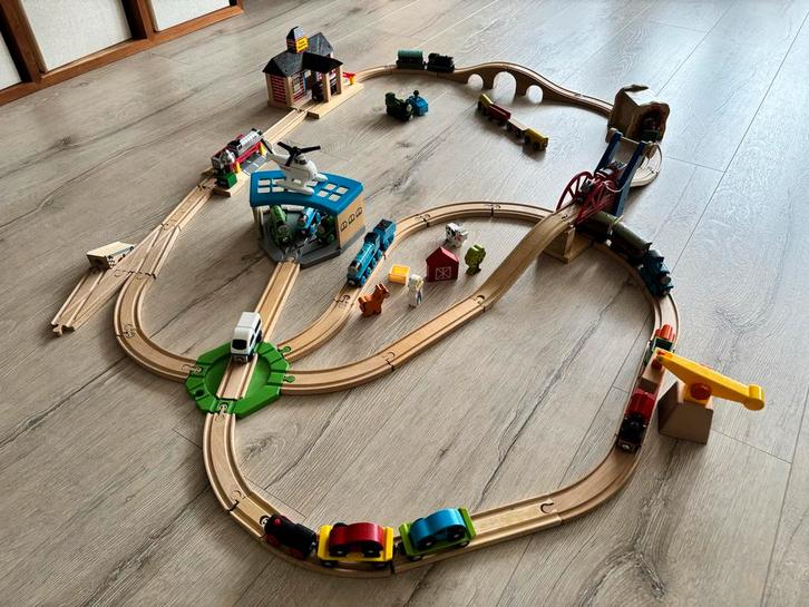 Houten Treinbaan Set - Ikea, Brio, Thomas, Kinderen en Baby's, Speelgoed | Duplo en Lego