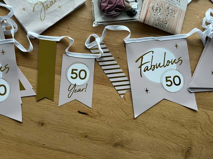 50 Jaar Versiering Set Sarah, Hobby en Vrije tijd, Feestartikelen, Zo goed als nieuw, Versiering, Abraham of Sarah, Ophalen of Verzenden