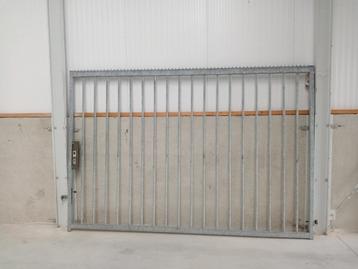 Poort spijlen poort 286x200 cm beschikbaar voor biedingen