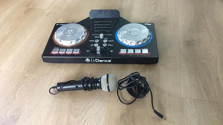 i Dance XD101, Muziek en Instrumenten, Dj-sets en Draaitafels, Zo goed als nieuw, Dj-set, Overige merken, Ophalen