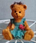 Beeldje van beertje met blauwe jurk, Ophalen of Verzenden, Zo goed als nieuw, Dier