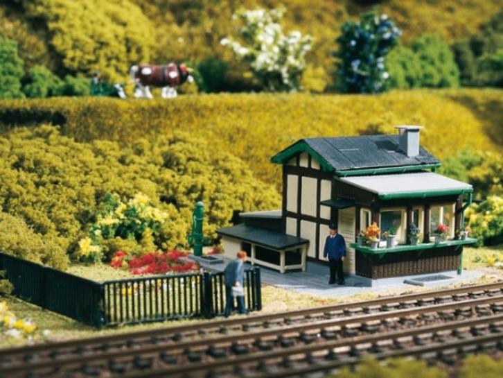 Overweghuisje Vero 2/43 HO ( tuinhuisje / schuurtje ), Hobby en Vrije tijd, Modeltreinen | H0, Nieuw, Gelijkstroom of Wisselstroom
